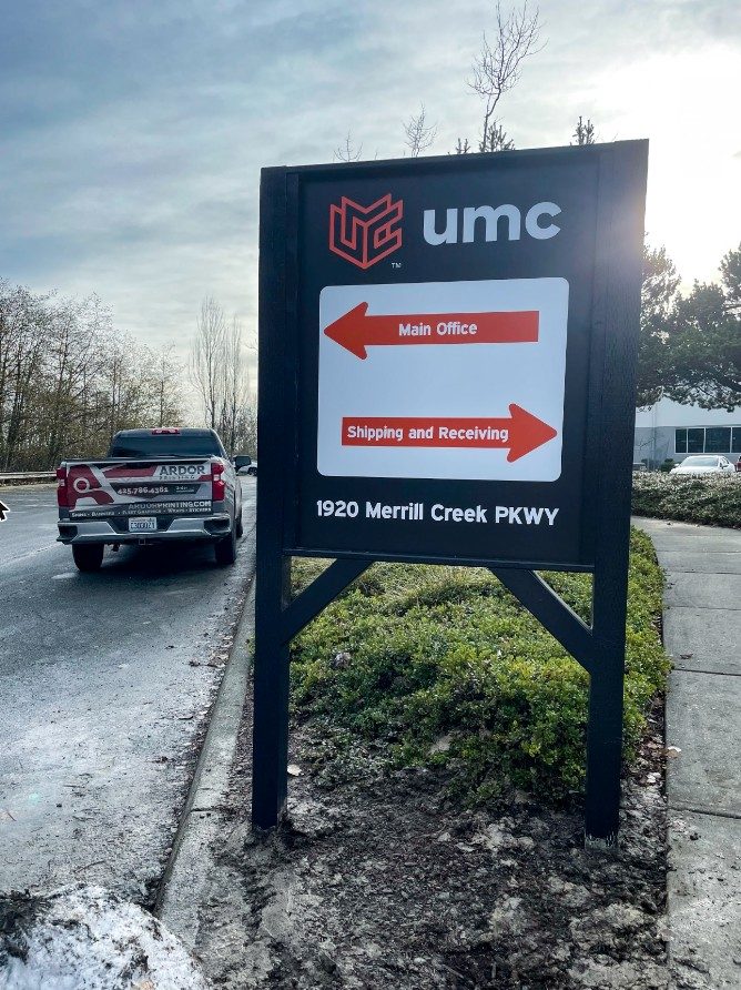 University Mechanical Contractors post and panel sign by Ardor Printing