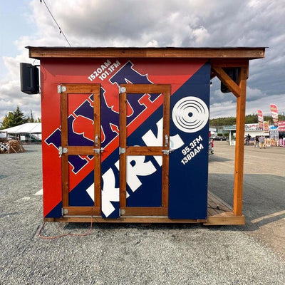 KRKO and KXA radio station event booth covered in custom printed graphics by Ardor Printing, view 6